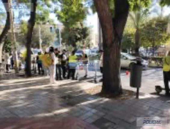 La Policía Local de Alicante intensifica los controles de patinetes eléctricos ante la nueva normativa