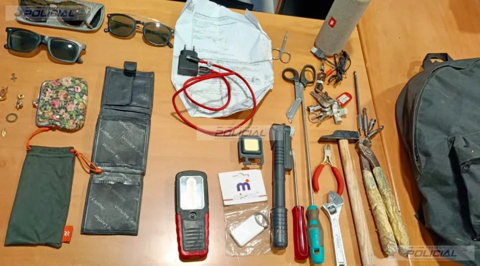 Tres detenidos por robos en vehículos tras reforzar la vigilancia policial en Mijas