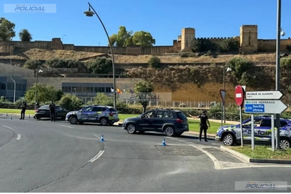 La Policía Local de Alcalá de Guadaíra investiga a 12 personas y empresas por presuntos delitos medioambientales
