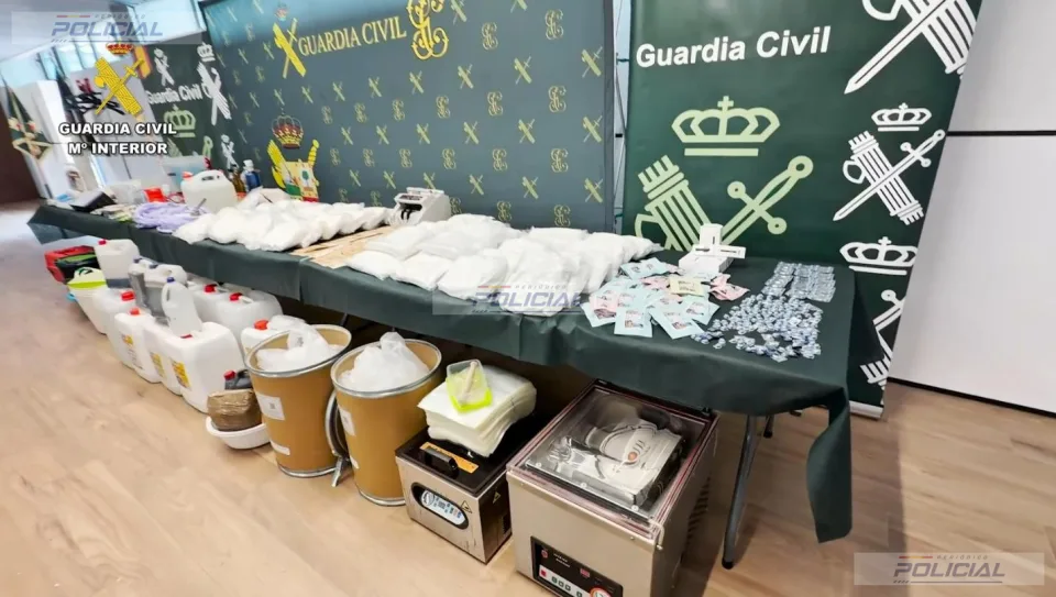 La Guardia Civil desarticula en Barakaldo un laboratorio clandestino capaz de producir hasta 200 kilos de speed a la semana