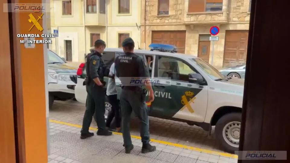 Detenidos en Burgos dos miembros de una red que trasladaba a España a mujeres embarazadas para favorecer su regularización