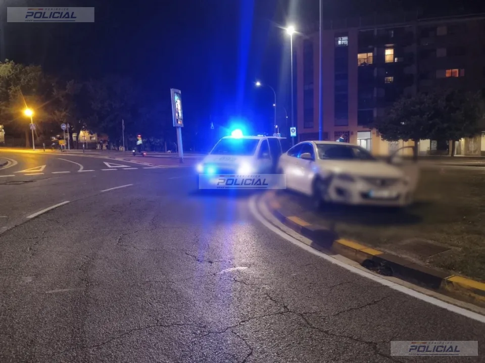 Catorce detenidos y 24 accidentes de tráfico durante el fin de semana en Pamplona