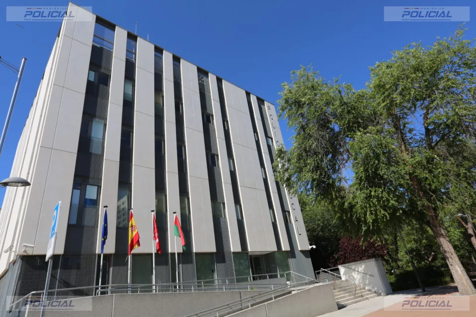 La Policía Local de Coslada intensifica la vigilancia contra el abandono de residuos y denuncia a varios responsables