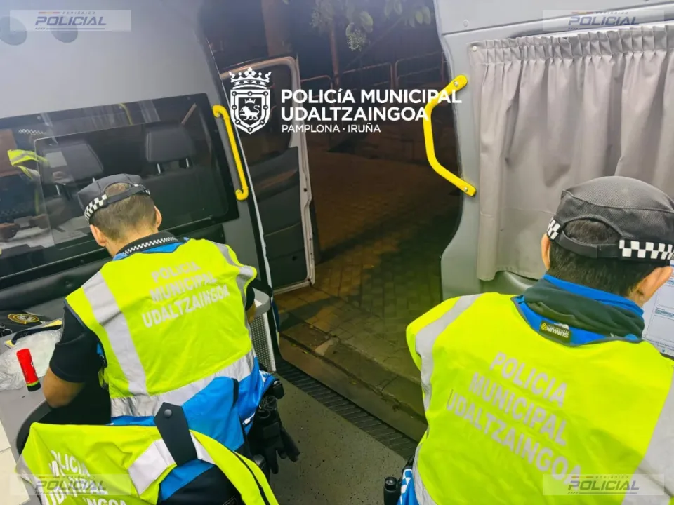 La Policía Municipal de Pamplona atiende 29 accidentes y 423 requerimientos durante el puente del Pilar