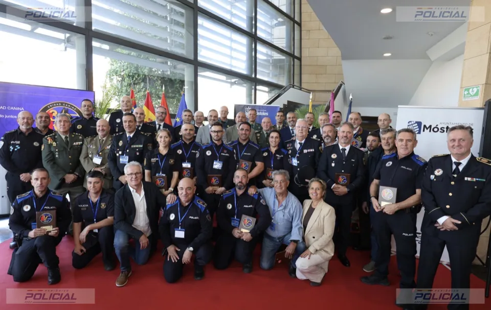 Móstoles celebra los 30 años de su Unidad Canina y acoge el I Campeonato Militar y Policial de Guías Caninos