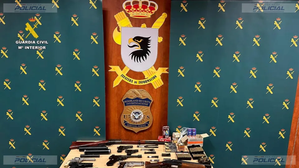 Detenido en Madrid por fabricar y traficar presuntamente con armas a partir de componentes comprados por internet